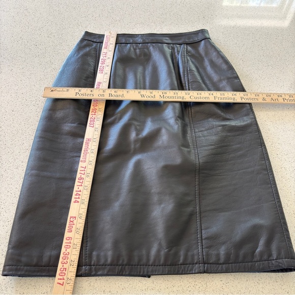 Byrnes & Baker Vintage Sexy Genuine Black Leather Pencil Skirt Women's Size 8 - Picture 10 of 13